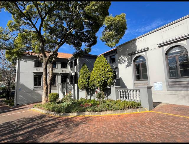 489M² OFFICE TO LET IN SANDTON CENTRAL